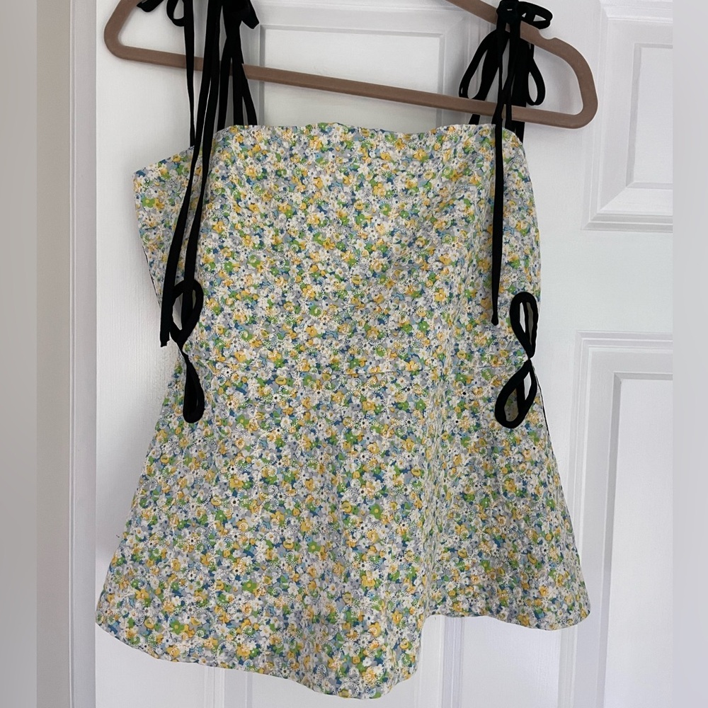 English Factory Floral Tie Strap Tank in Multi. Size L